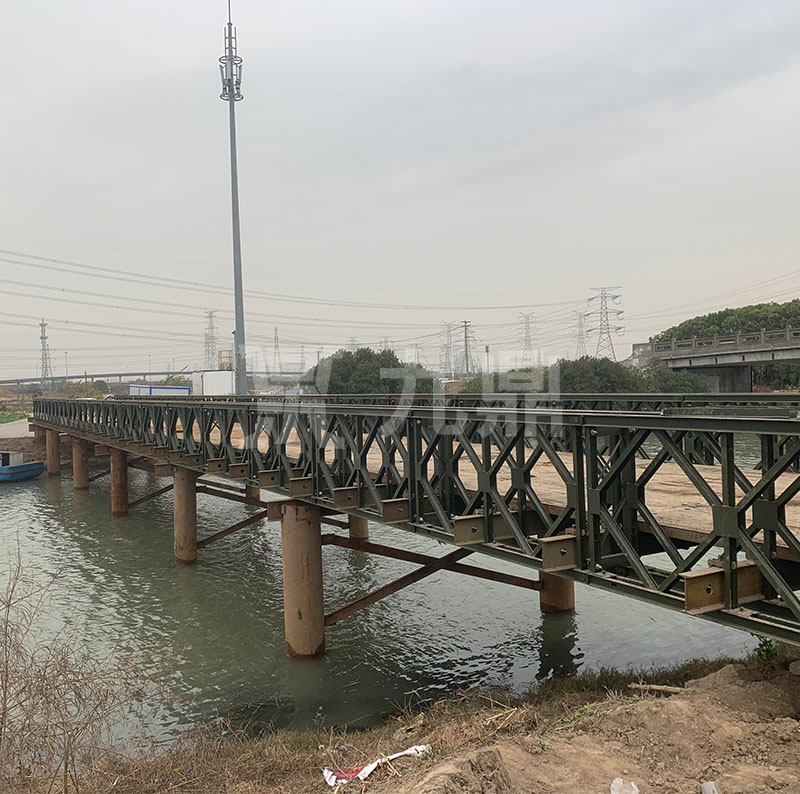 標(biao)準鋼便(bian)橋(qiao)